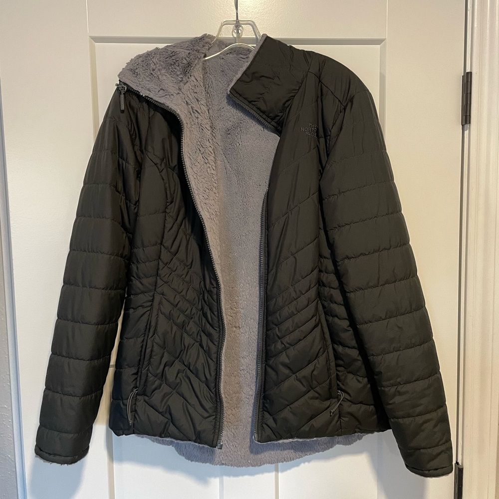 Women’s The North Face reversible jacket